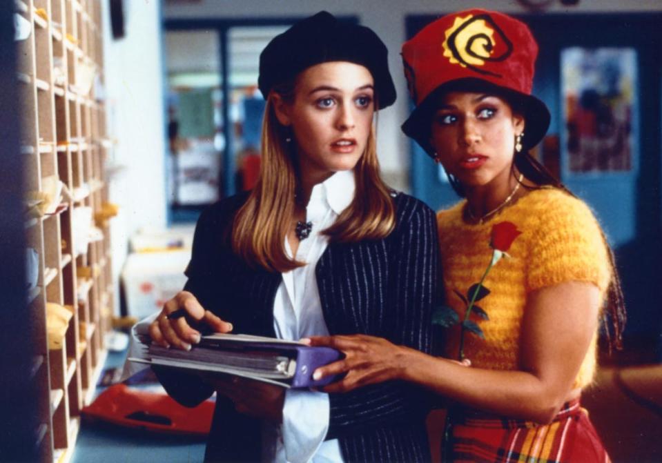 Dans la catégorie « film de mode », je demande le plus kitsch ! « Clueless », sorti en 1995, est vite devenu un film culte grâce aux looks dingues des collégiennes, aux répliques devenues classiques mais surtout un casting inoubliable. Disponible sur la plateforme de streaming Netflix depuis ce 1er septembre, tous les nostalgiques des nineties peuvent désormais revoir le long-métrage à l'envie. Mais, vingt-cinq ans après, que sont devenus les acteurs du film ?