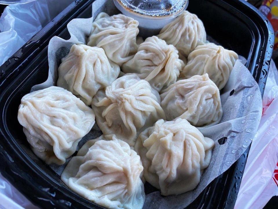 California: Mama Lu’s Dumpling House (Monterey Park)