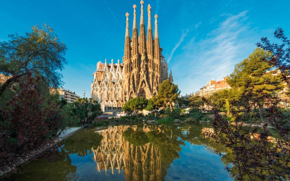 La Sagrada Familia, Barcelona - Moment RF