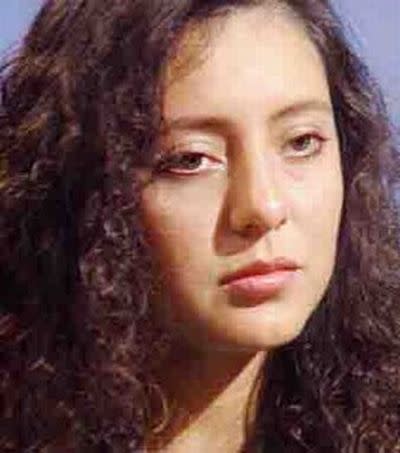 1993: Lorena Bobbitt cuts off husband's penis, tosses it in field