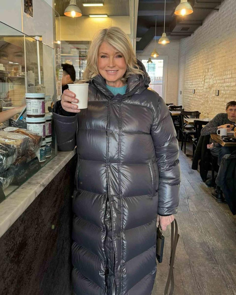 <p>instagram: @marthastewart48</p>