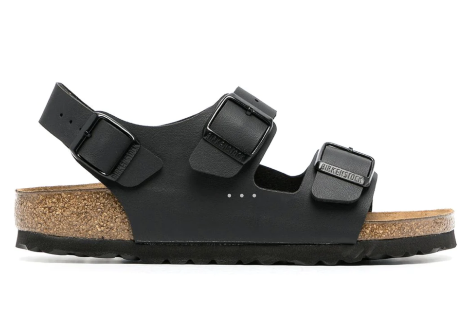 Birkenstock減價低至55折！精選10+款夏日必買潮人涼鞋 經典黑色軟木款低至$526/防水夾指涼鞋$407