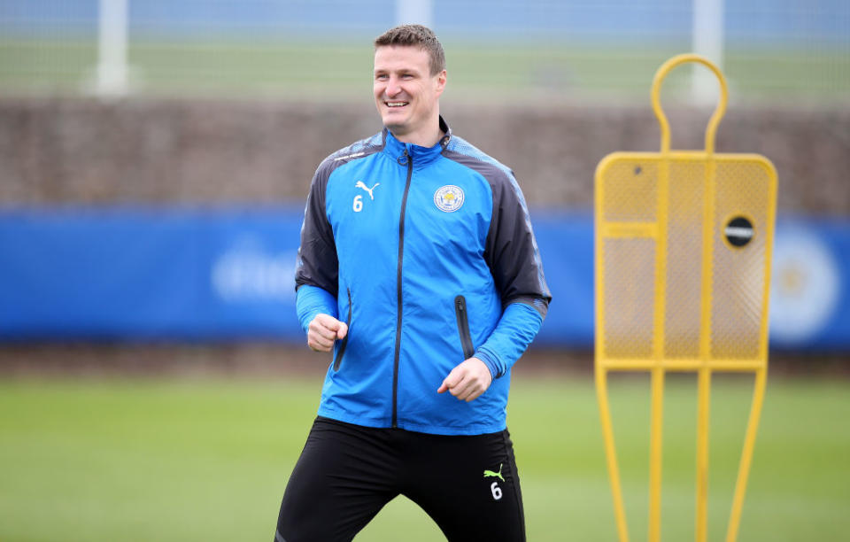 Robert Huth ist 33 Jahre alt und derzeit bei Leicester City aktiv. Noch hat er keine Entscheidung für den Sommer getroffen.