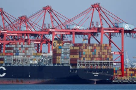 A container ship is shown at port in Long Beach, California, U.S. July 16, 2018.        REUTERS/Mike Blake