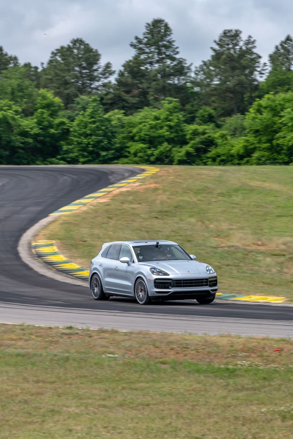 Photos of the 2019 Porsche Cayenne Turbo at Lightning Lap