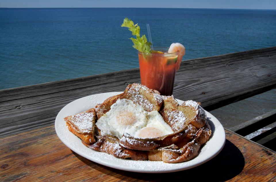 Ocean Mist offers casual waterfront summer dining. Brunch is a winner with Kahlua French Toast  and a Bloody Mary.