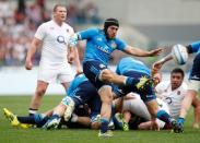 Rugby Union - Italy v England - RBS Six Nations Championship 2016 - Stadio Olimpico, Rome, Italy - 14/2/16 Italy's Edoardo Gori kicks Action Images via Reuters / Paul Childs Livepic