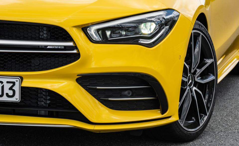 View 2020 Mercedes-AMG CLA35 Shooting Brake Photos