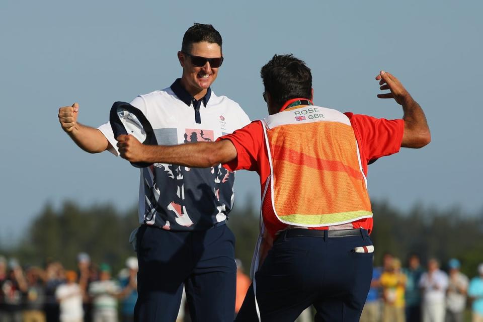 Justin Rose won Olympic golf gold at Rio 2016 but his caddy didn’t get a medal (Getty Images)