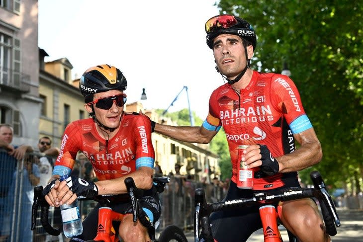 <span class="article__caption">Will Pello Bilbao, left, and Mikel Landa race as one?</span> (Photo: FABIO FERRARI/POOL/AFP via Getty Images)