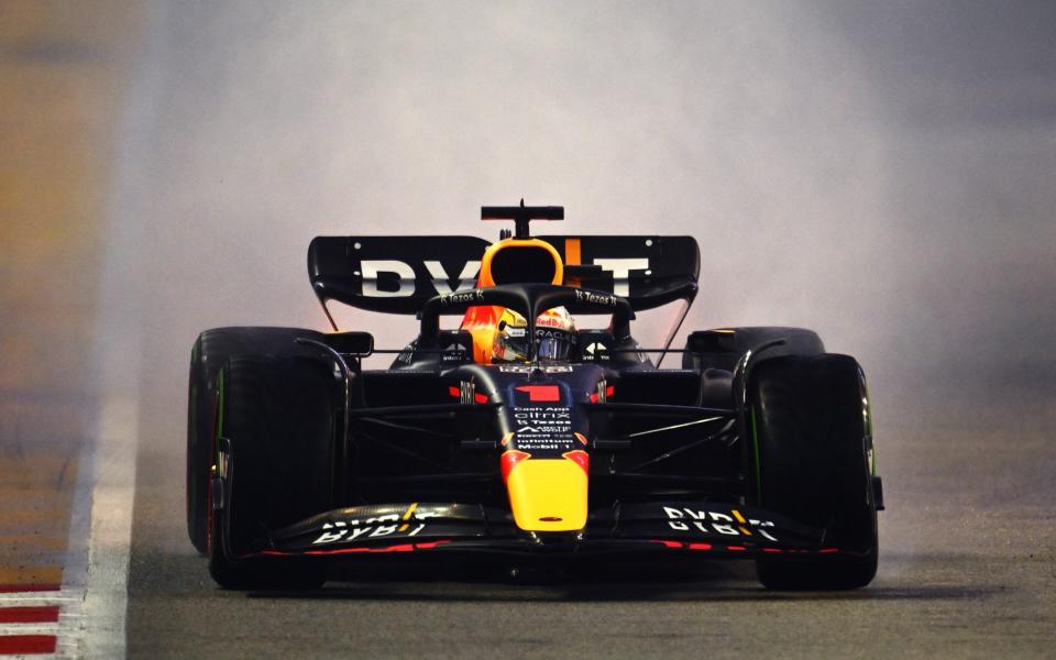 Max Verstappen of the Netherlands driving the (1) Oracle Red Bull Racing RB18 on track during final practice ahead of the F1 Grand Prix of Singapore at Marina Bay Street Circuit on October 01, 2022 in Singapore, Singapore - Getty Images Europe 