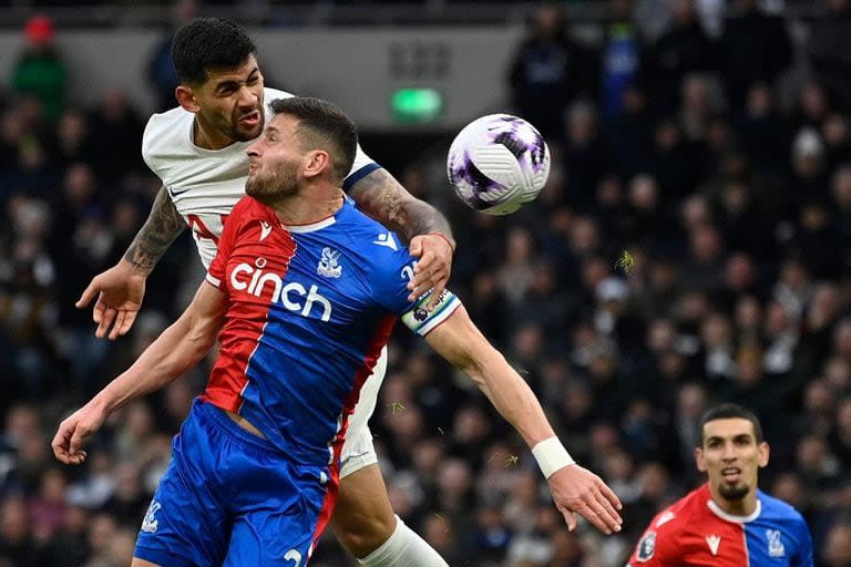 ¡Gol de Cuti! Cristian Romero marcó el segundo de Tottenham