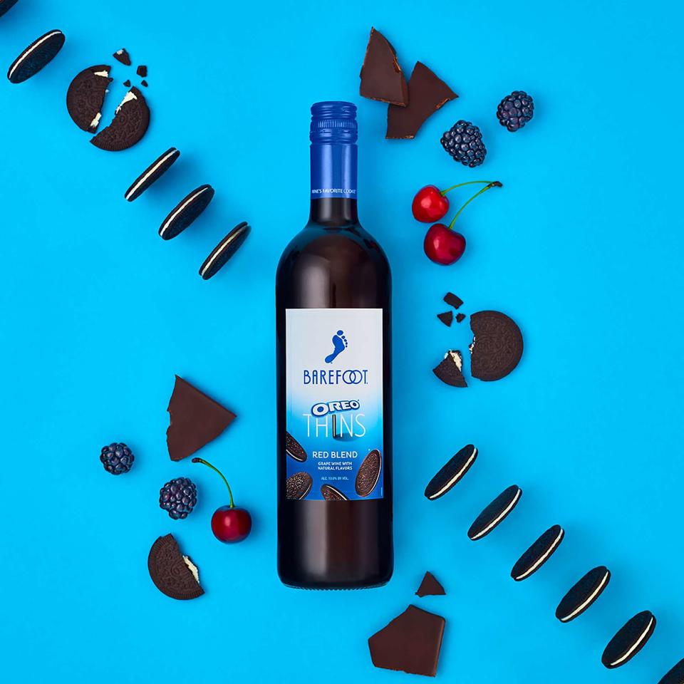 Barefoot x OREO THINS Wine