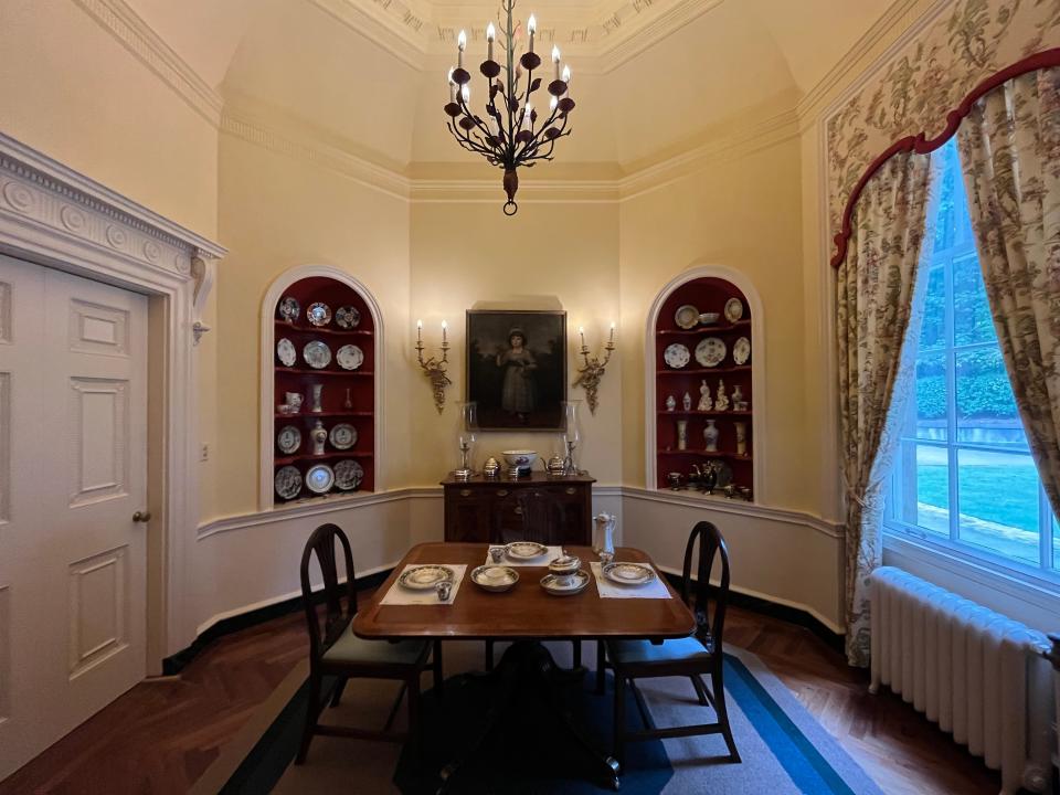 The private dining room at Swan House.