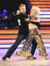 Sean Lowe and Peta Murgatroyd perform on "Dancing With the Stars."