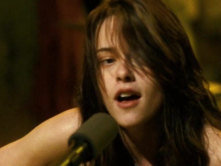 kristen stewart into the wild