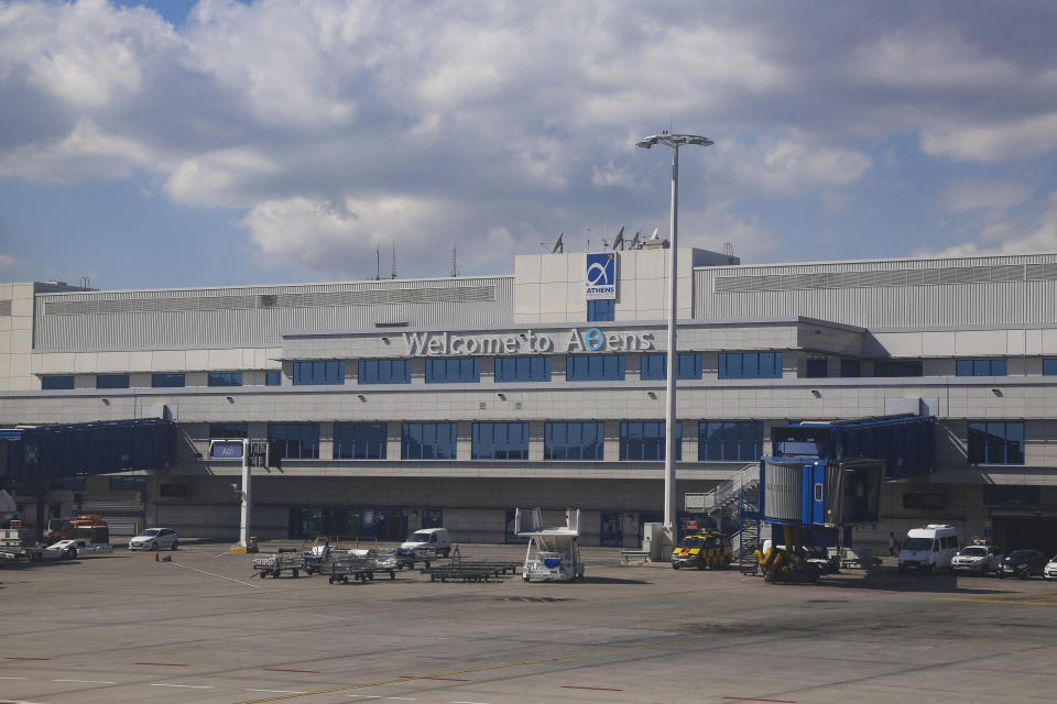 <p>Die Silbermedaille geht an den Athens International Airport mit 8,69 Punkten, der sich besonders durch seine Pünktlichkeit auszeichnet. </p>