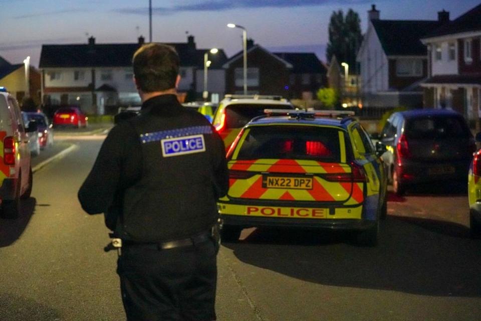 Armed police in Burwell Road, Middlesbrough <i>(Image: Terry Blackburn)</i>