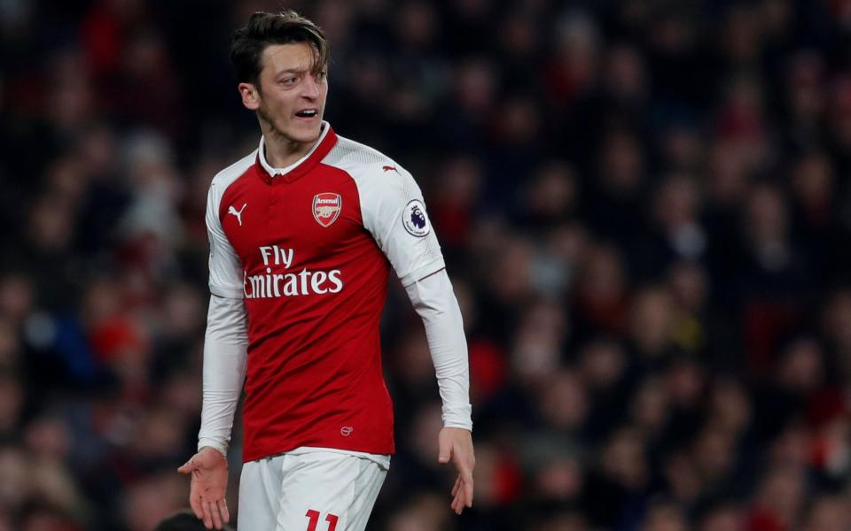 Manchester United manager Jose Mourinho provides further temptation to Mesut Ozil with victory over Arsenal