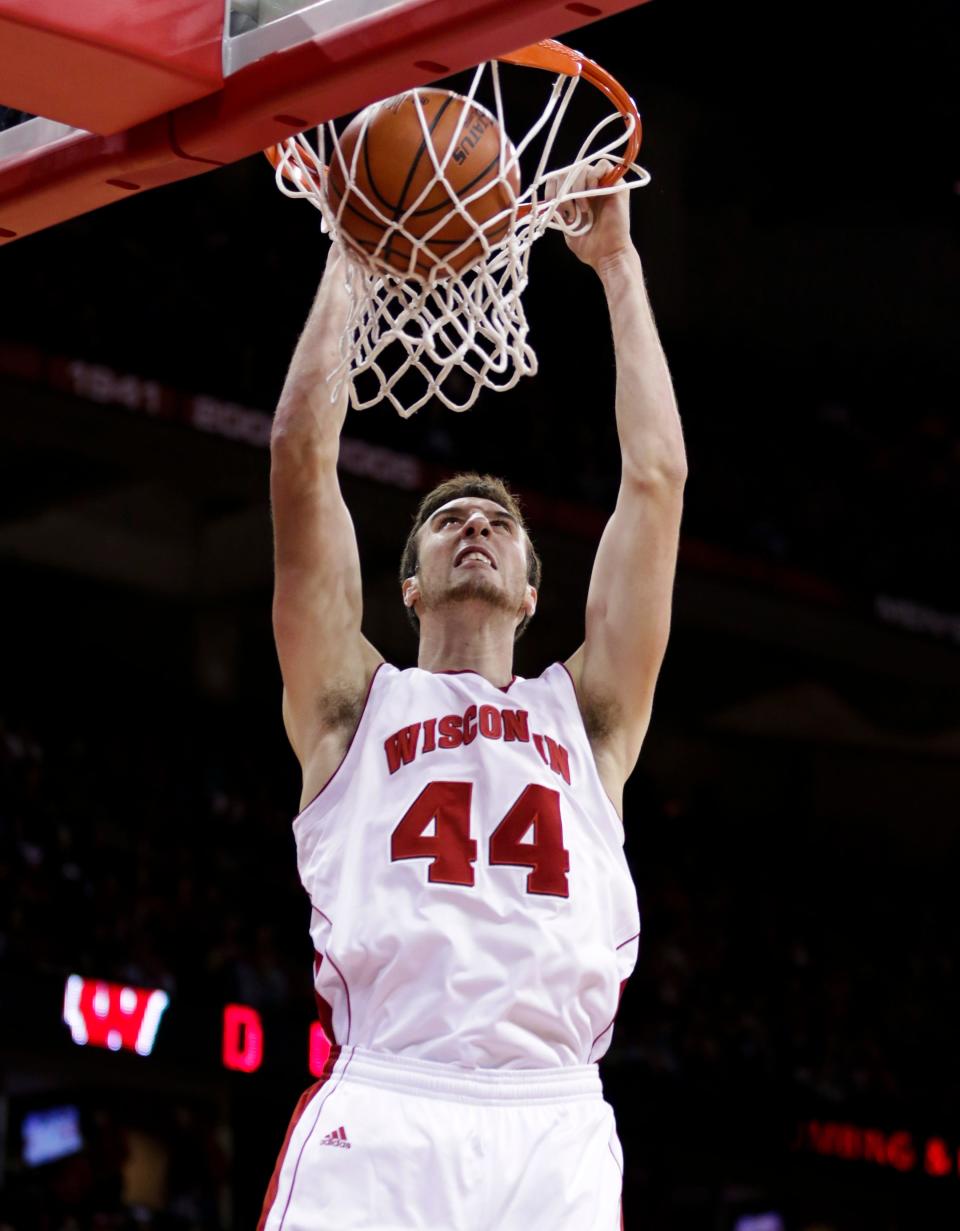 Wisconsin's Frank Kaminsky dunks against North Dakota on Nov. 19, 2013.