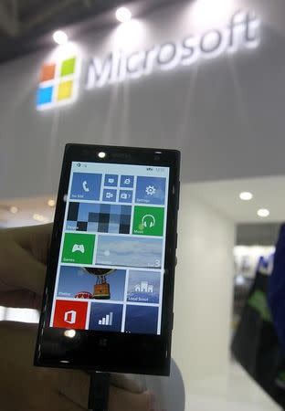 A Nokia Lumia 1020 smartphone is displayed during the 2014 Computex exhibition at the TWTC Nangang exhibition hall in Taipei June 3, 2014. REUTERS/Pichi Chuang