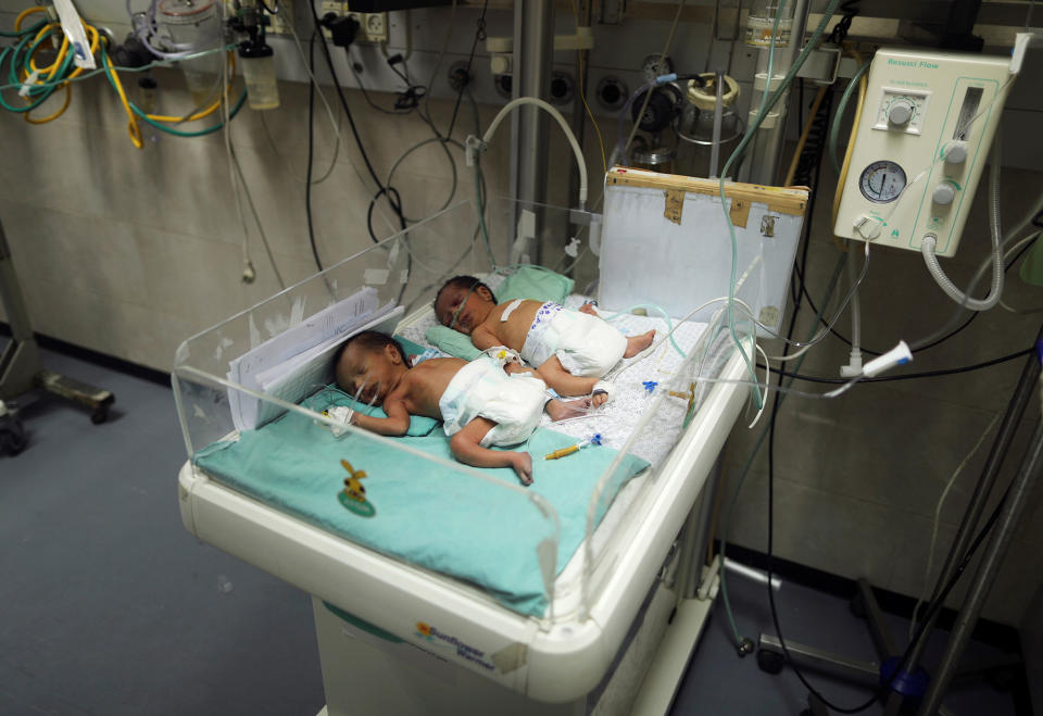 <p>Newborns are seen at Shifa hospital in Gaza City June 12, 2017. (Photo: Mohammed Salem/Reuters) </p>