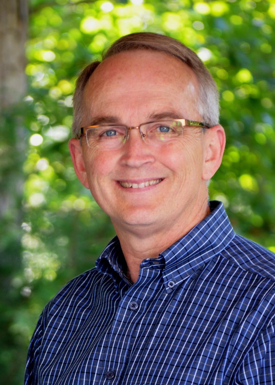 Dr. Elbert Smith will serve as director of the Tom Elliff Center for Missions and assistant professor of missions.