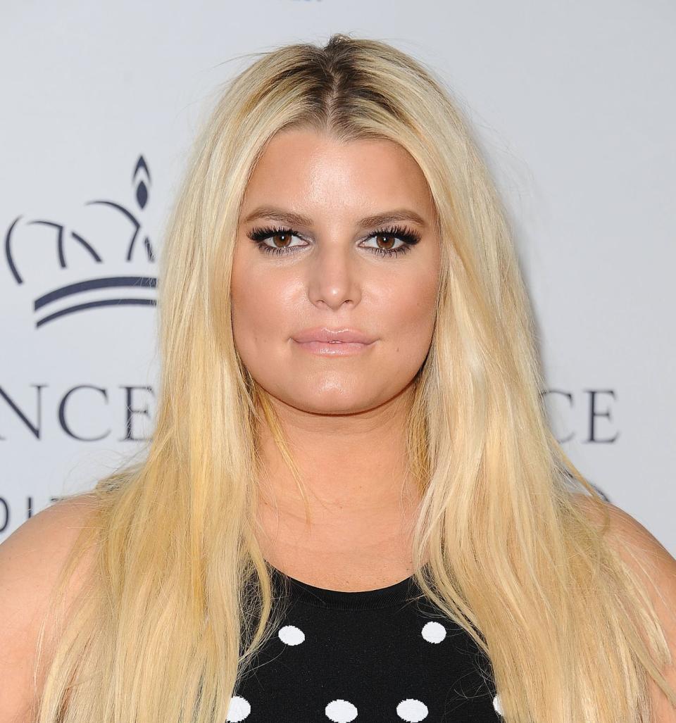 17) Jessica SImpson