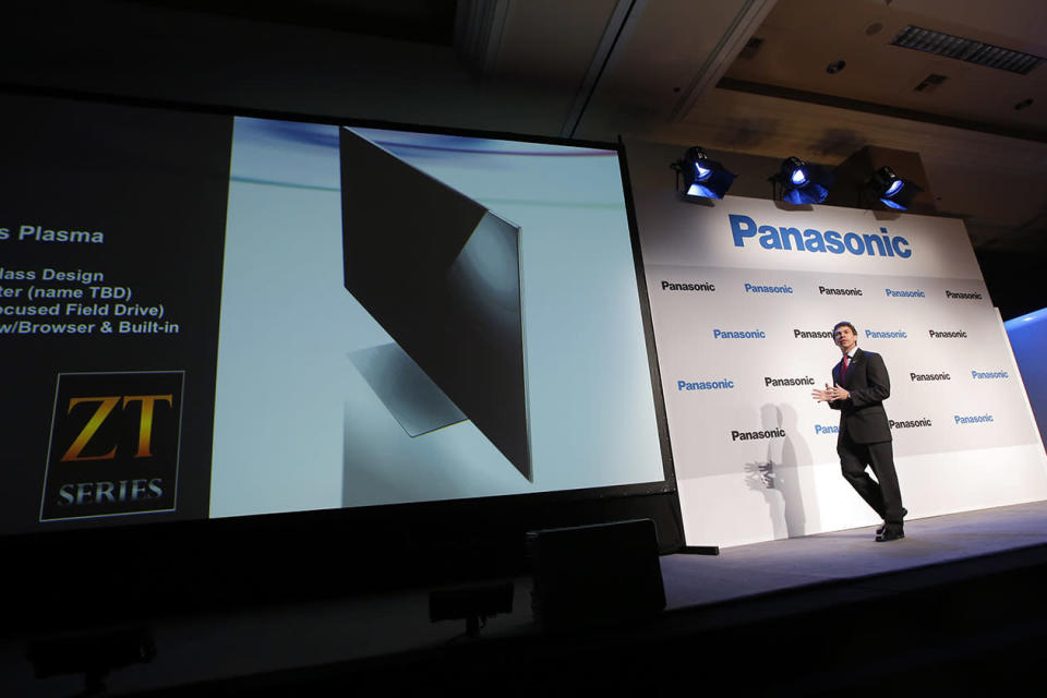 Panasonic's Vic Carlson, right, introduces the new television during a news conference at the International Consumer Electronics Show in Las Vegas.