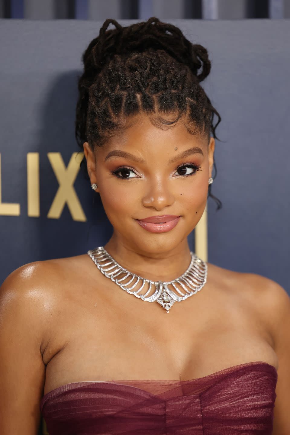los angeles, california february 24 halle bailey attends the 30th annual screen actors guild awards at shrine auditorium and expo hall on february 24, 2024 in los angeles, california photo by monica schipperfilmmagic