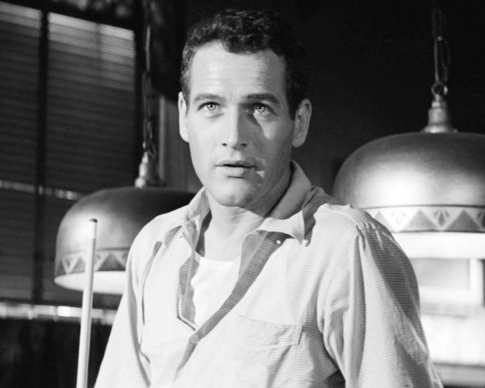 American actor Paul Newman young (1925 - 2008) as Eddie Felson in 'The Hustler', directed by Robert Rossen