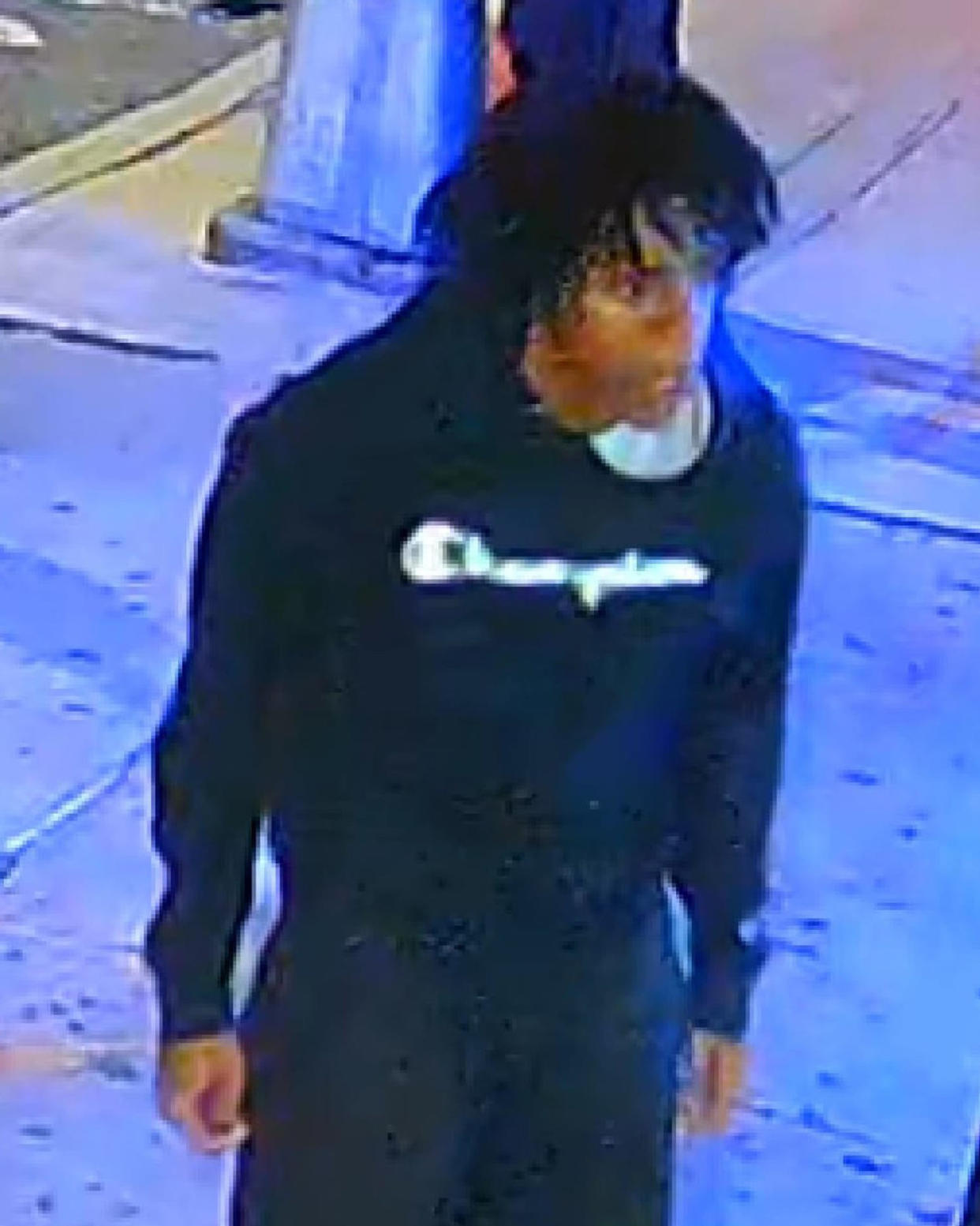 Brooklyn Stabbing Suspect Wanted (NYPD)