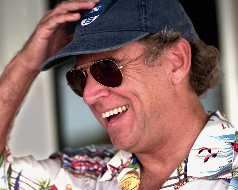 In 1997, Jimmy Buffett at his rented Coconut Grove home, hosting a party for the cast of his new musical “Don’t Stop the Carnival.”
