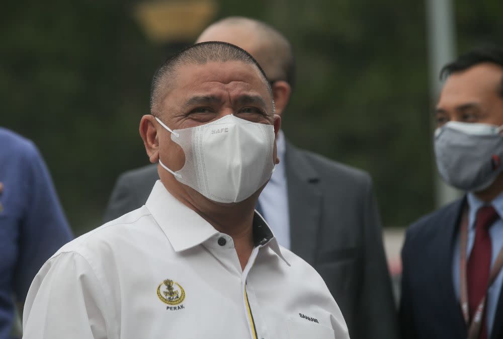 Perak Mentri Besar Datuk Saarani Mohamad visits the Public-Private Partnership Covid-19 Industry Immunisation Programme (Pikas) vaccination centre at Hotel Casuarina Meru in Ipoh July 23, 2021. — Picture by Farhan Najib