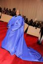 <p>Another all-engulfing “cape on the carpet” for Talley in 2011. <i>(Photo via Getty Images)</i> </p>