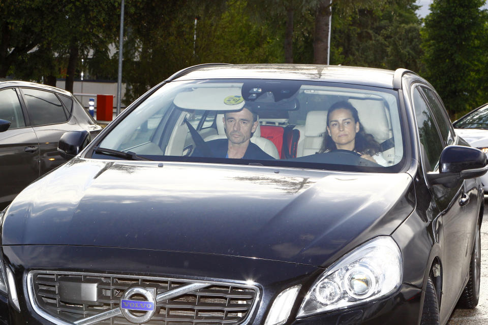 El pasado 16 de mayo ambos fueron vistos llegando a Madrid, donde el hijo de Ana Obregón recibió sepultura tras fallecer en Barcelona. (Foto: Europa Press / Getty Images)