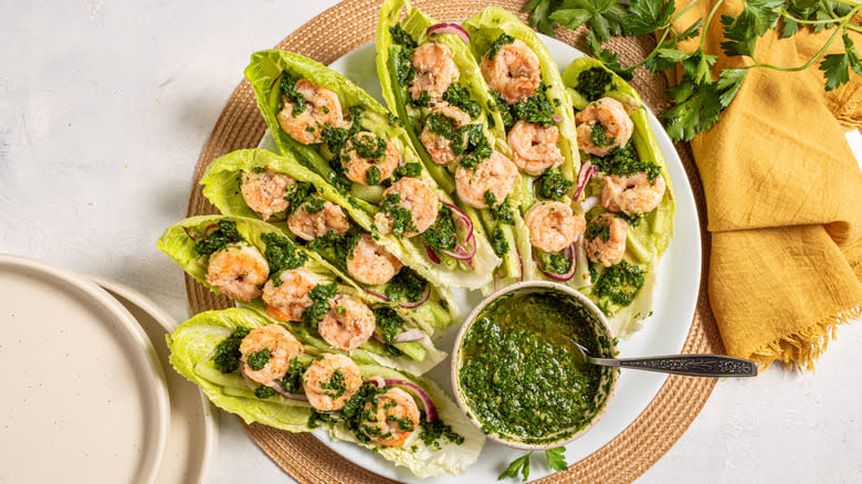 Shrimp lettuce wraps with chimichurri sauce 