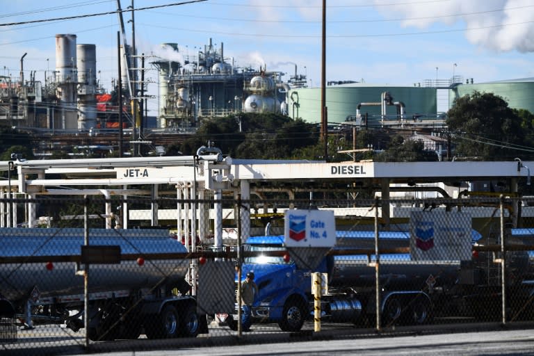 Una refinería de Chevron en El Segundo (California), el 26 de enero de 2022 (Patrick T. FALLON)