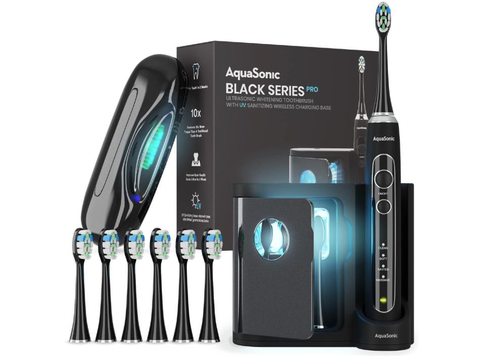 Even dentists appreciate how well this toothbrush cleans their teeth and gums.  (Source: Amazon)