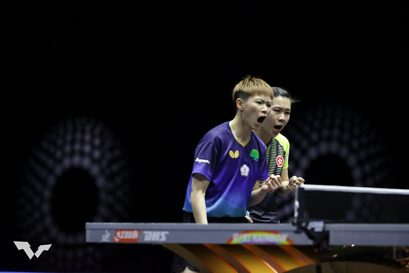 陳思羽(前)、李皓晴。(取自World Table Tennis)