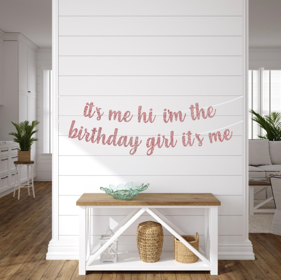 It's Me, Hi, I'm The Birthday Girl, It's Me Banner