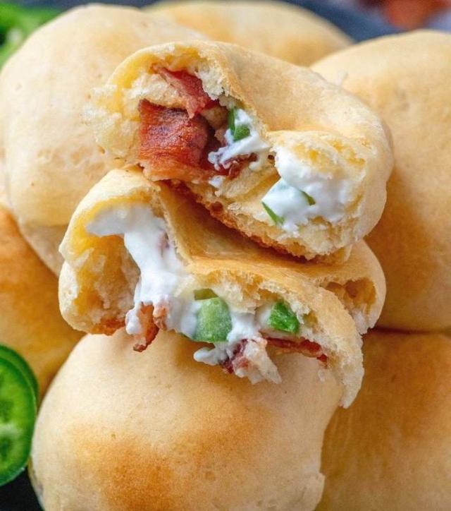 Baked Jalapeno Popper Phyllo Cups - Peas and Crayons