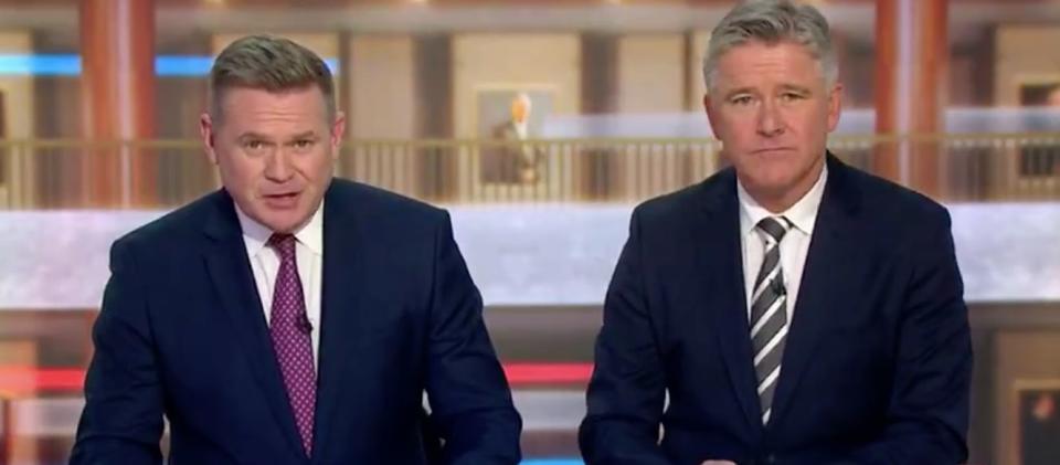 Seven News presenters Michael Usher and Mark Riley question Rob Oakeshott over how to vote cards. Source: 7 News