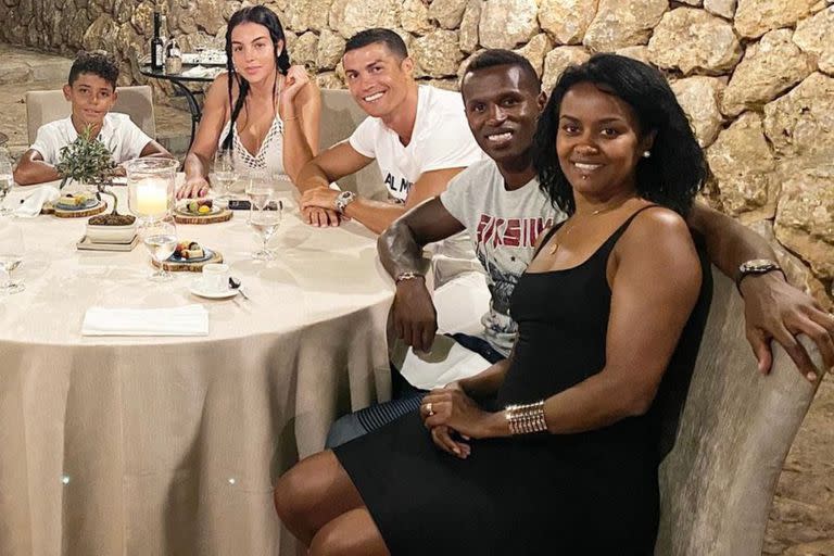 Cristiano se despidió en redes de la mujer de uno de sus mejores amigos