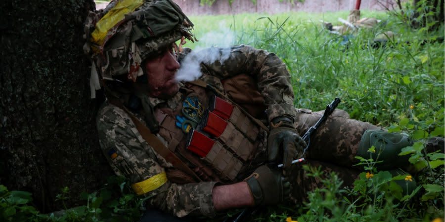 Ukrainian military on the front line in Donbass