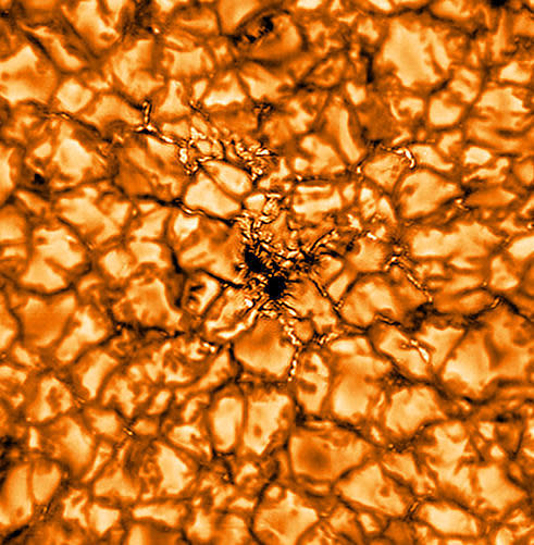 Europe's largest solar telescope GREGOR reveals intricate structures of solar magnetic fields in very high resolution. The image was taken at the wavelength of 516 nm. / Credit: KIS