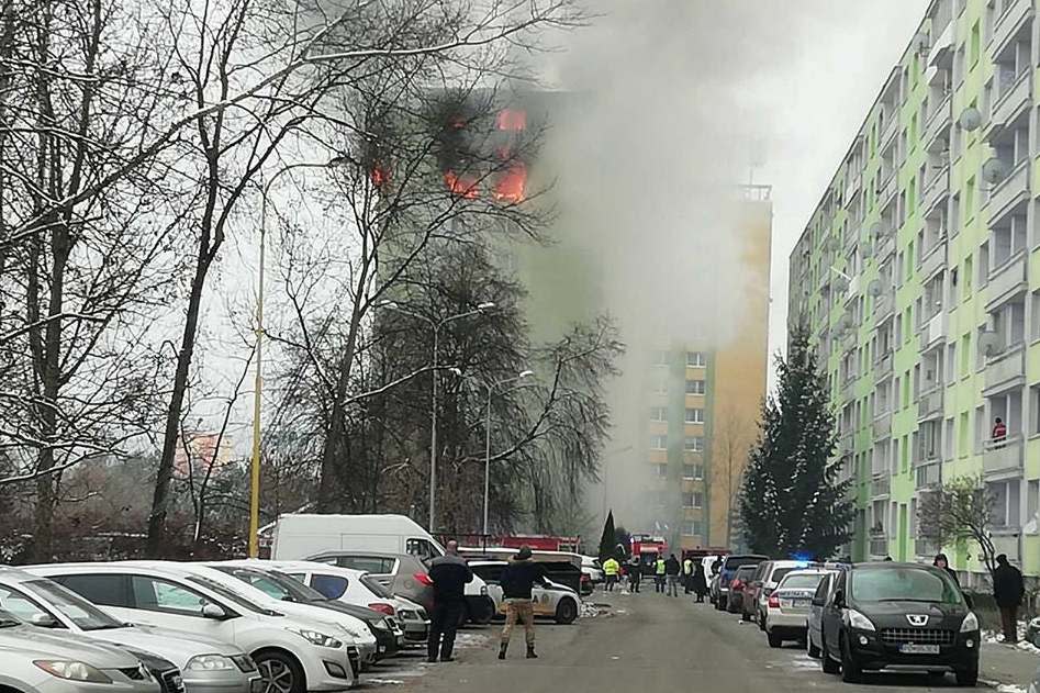 Firefighters raced to the scene (Slovak Police/AFP via Getty Imag)