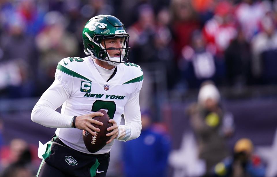 Jets quarterback Zach Wilson has a 72.6	passer rating this season.