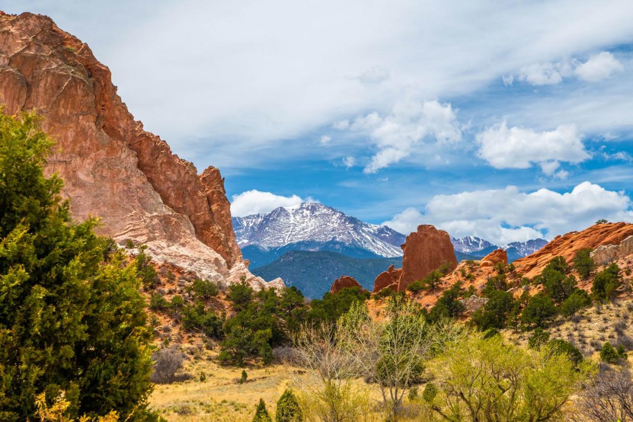 rocky landscape scenery of colorado springs, colorado