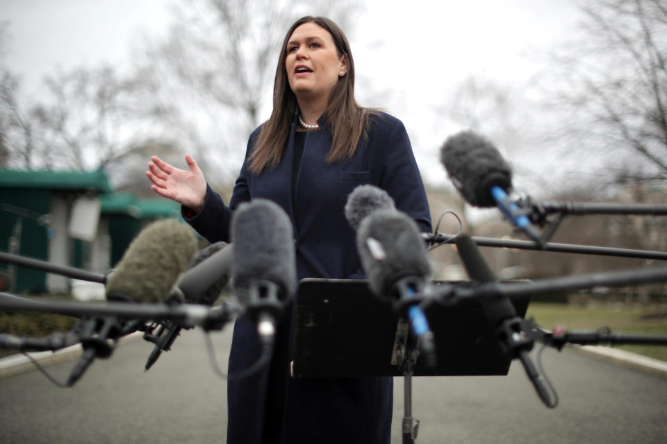 Sarah Sanders, Sprecherin des Weißen Hauses, verkündet den Rückzug vom Rückzug aus Syrien. (Bild: Chip Somodevilla/Getty Images)